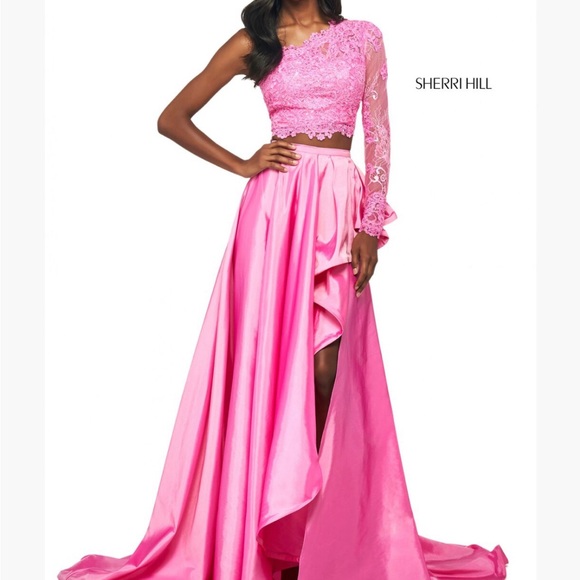Sherri hill size 2 formal in candy pink - Picture 1 of 3
